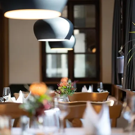 Roessle Hotel